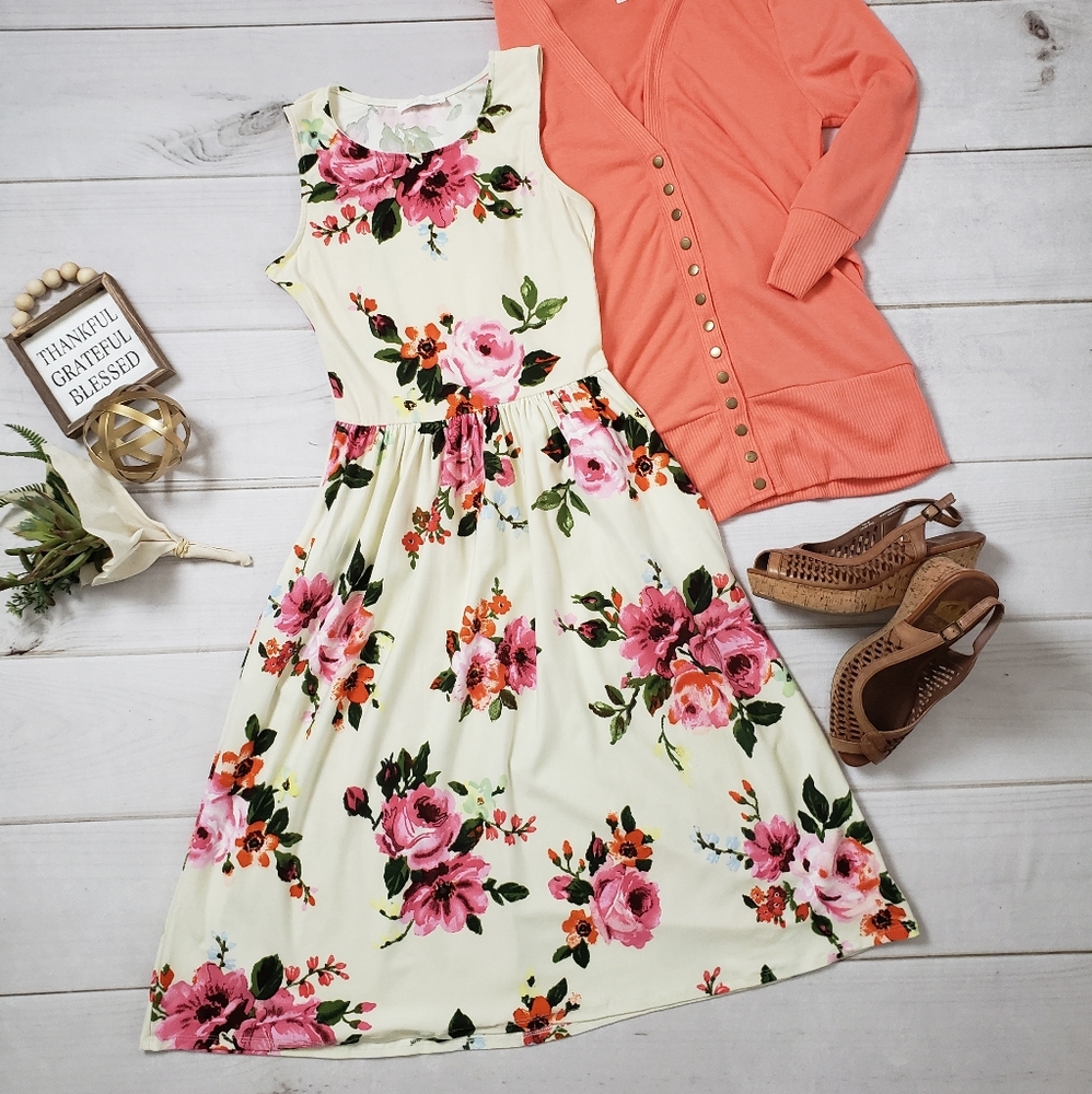 Off White Floral Sleeveless Midi Dress